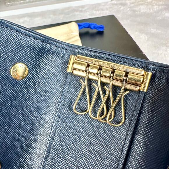 Louis Vuitton Denim key cles 4 Key holder fob keychain Excellent!! - Picture 9 of 12